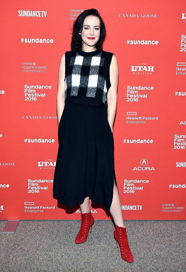 Film enceintes: l'actrice enceinte Jena Malone