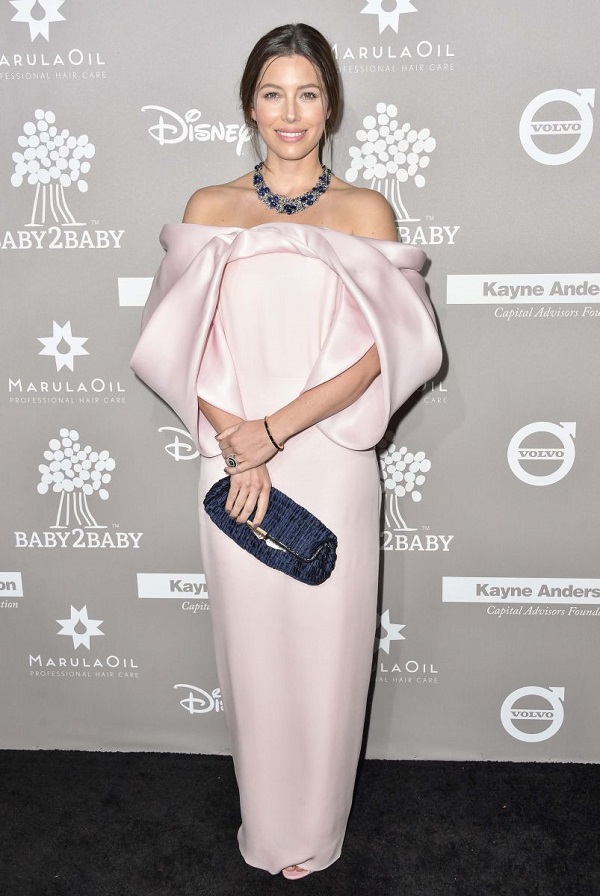 Enceintes de cinéma: Enceinte Jessica Beale