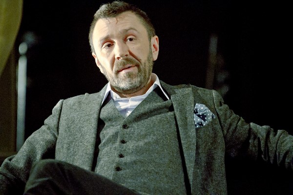 Sergei Shnurov a reçu le bronze au classement des célébrités les plus riches de Russie en 2026: 11 millions de dollars.