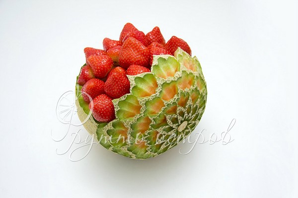 fruktovaya-narezka-na-den-rozhdeniya-12