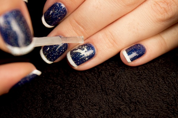 novogodniy-dizayn-nogtey-49