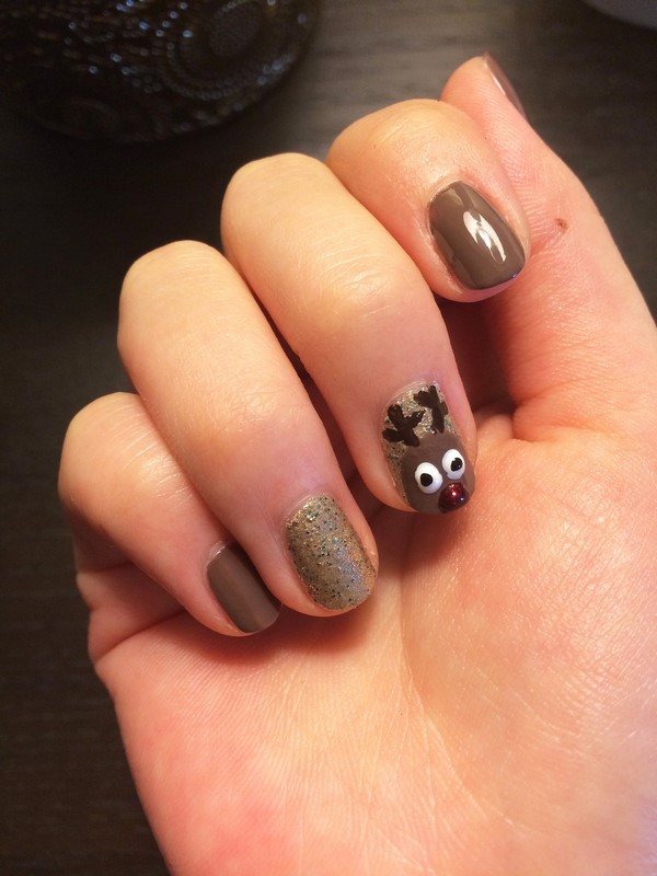 novogodniy-manikyur-45