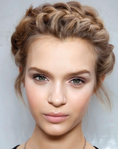 pricheski-na-novyy-god-27