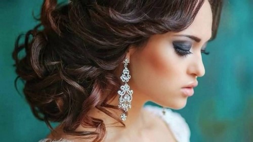 pricheski-na-novyy-god-78