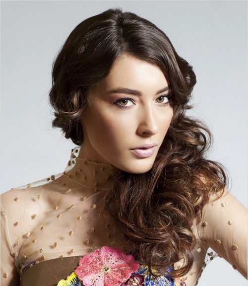 pricheski-na-novyy-god-88